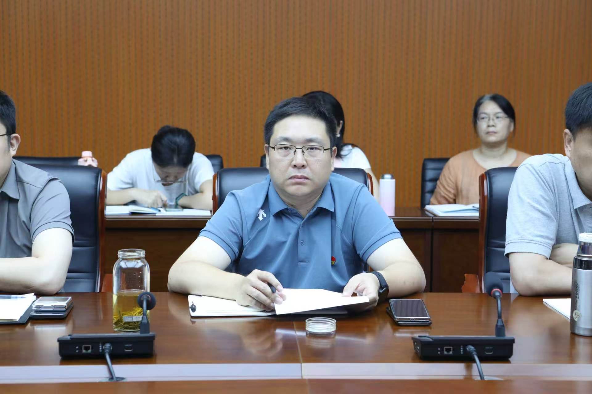 各党支部书记